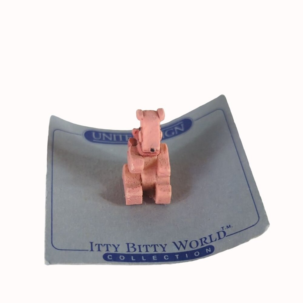Vintage 1986 United Design Itty Bitty World Pink Bear Miniature Dollhouse Figuri